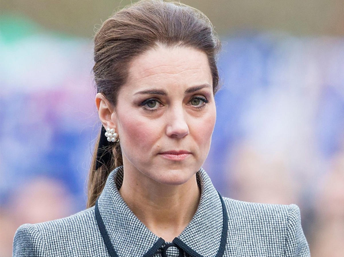 Księżna Kate smutna