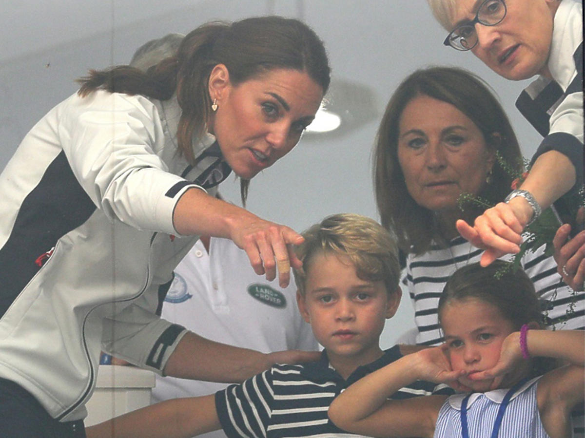 Księżna Kate z dziećmi na regatach