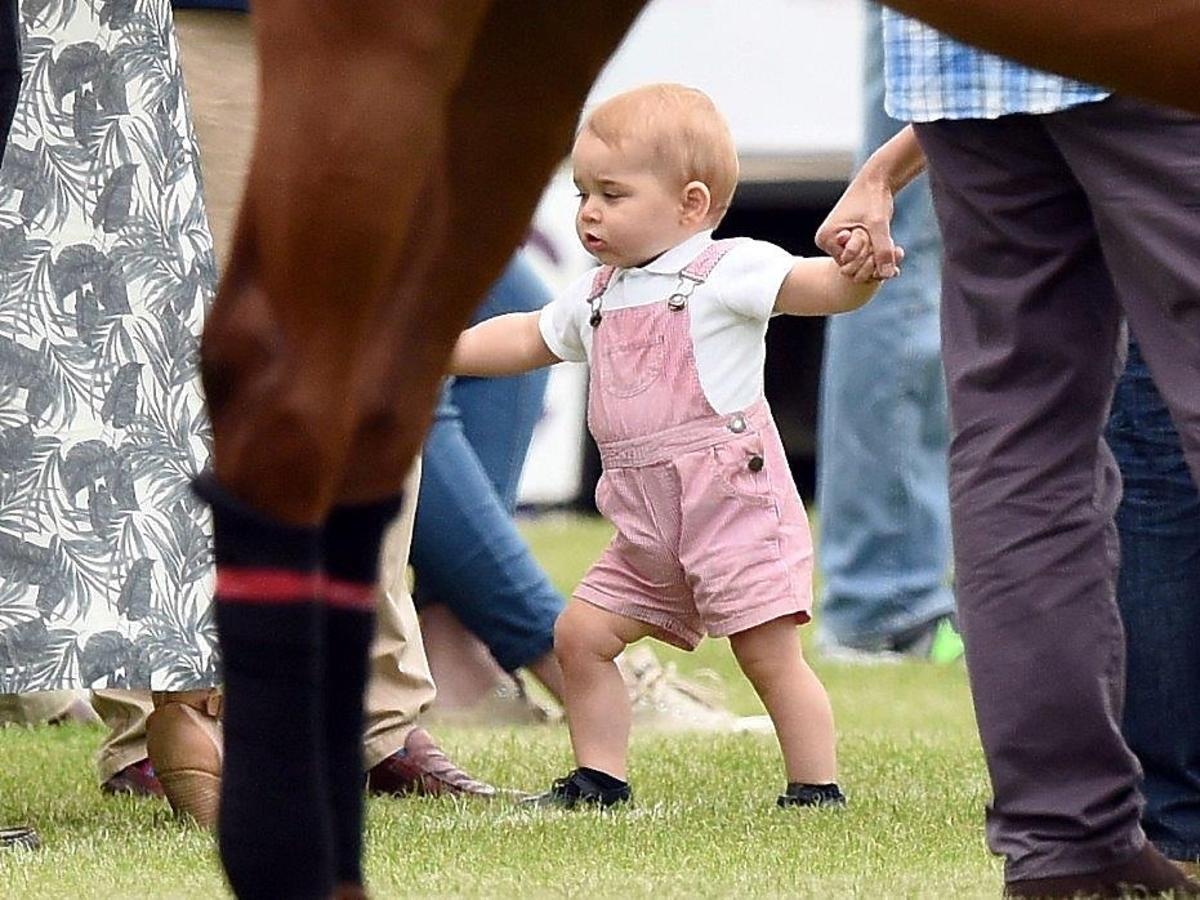 Księżna Kate z synem na meczu polo