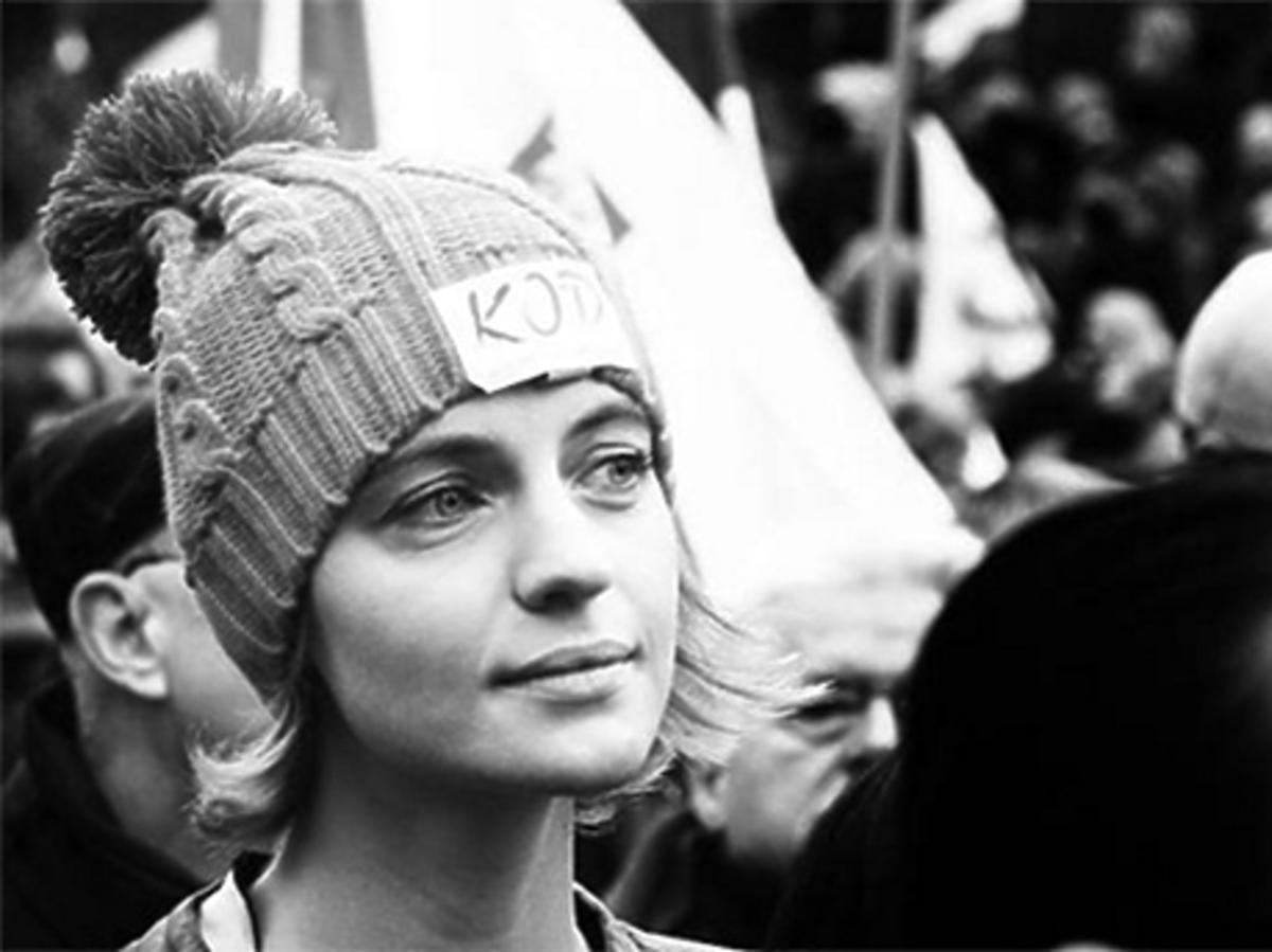 Kuba Wojewódzki, Renata Kaczoruk na demonstracji KOD pod Sejmem