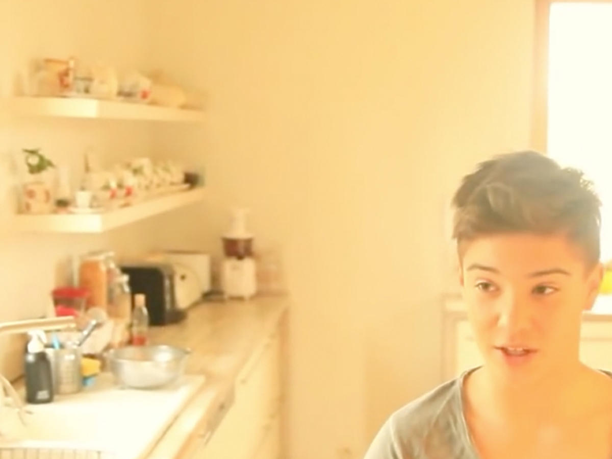 Kuchnia Justyny Steczkowskiej, pokazał ją gotujący na youtubie Leon Myszkowski