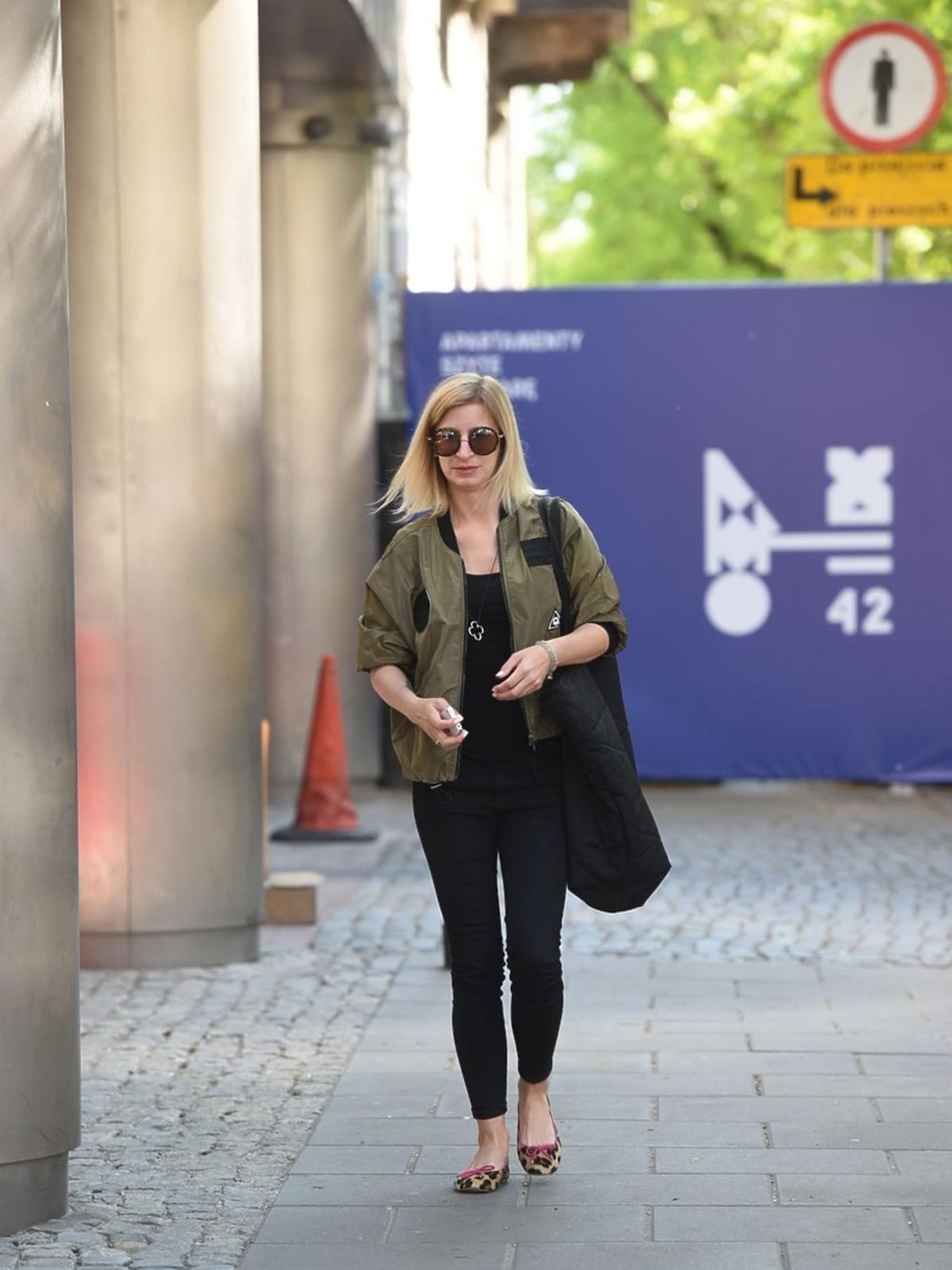 Magda Schejbal w okularach