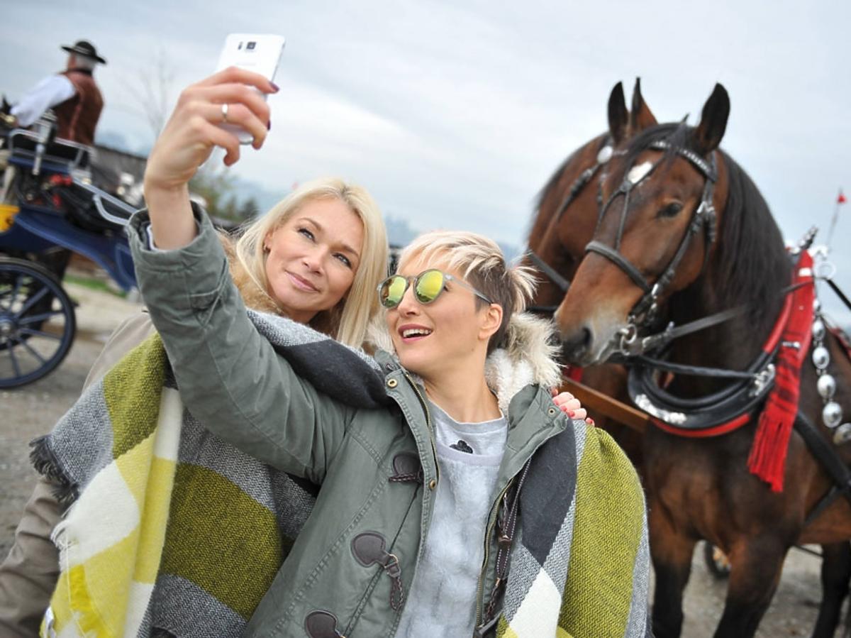 Magda Steczkowska robi selfie