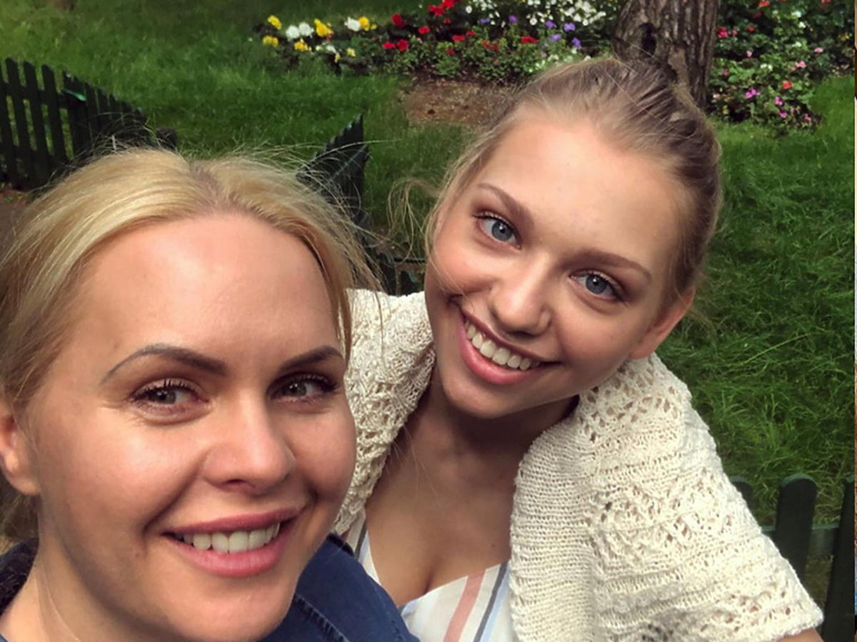 Magda Stużyńska i Nicole Bogdanowicz na planie