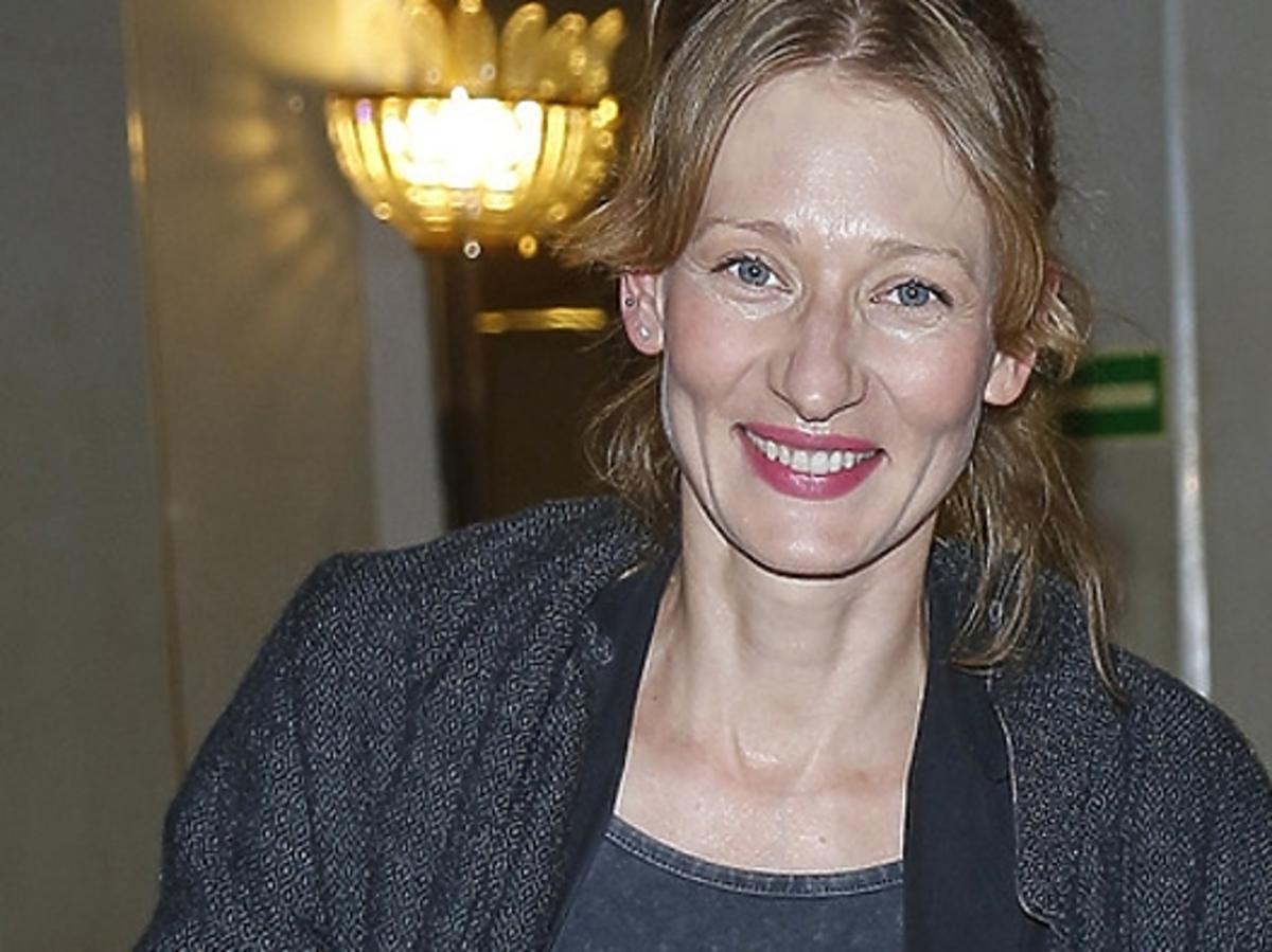 Magdalena Popławska pokazała ciążowy brzuszek