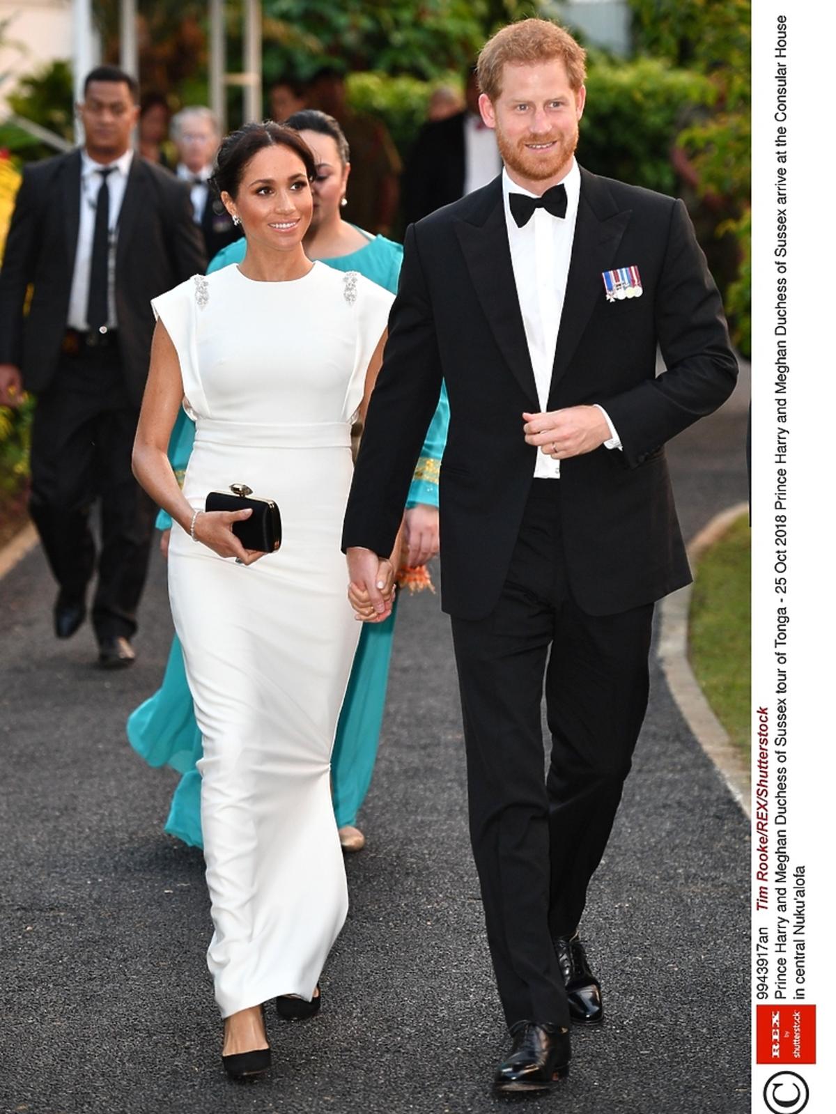 Maghan Markle w białej sukni