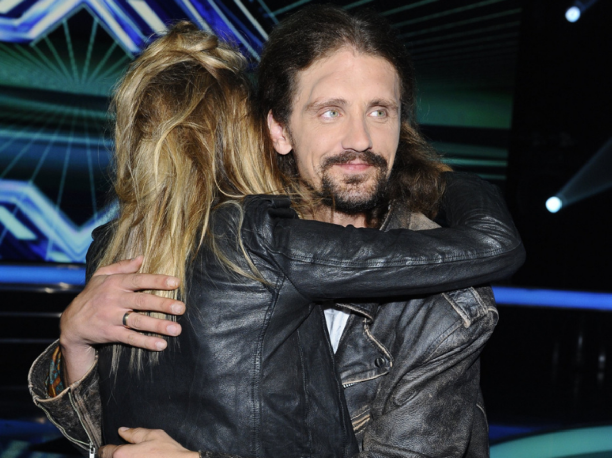 Maja Sablewska przytula Gienka Loskę w programie X Factor