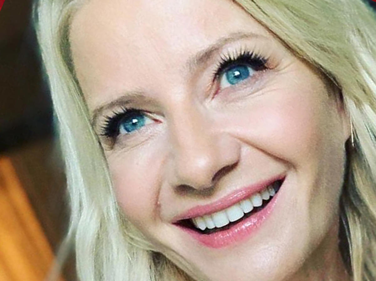Małgorzata Kożuchowska w długich włosach