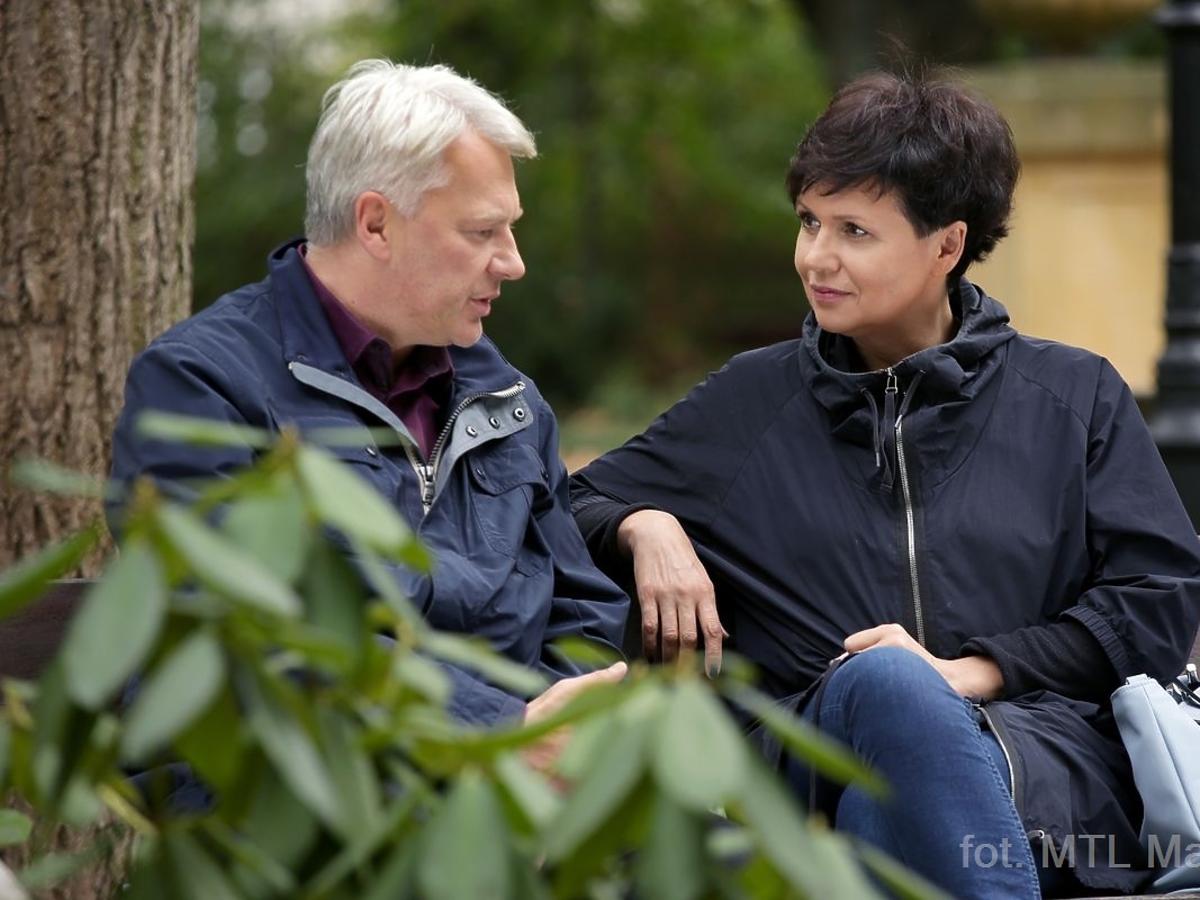 Małgorzata Pieńkowska w czarnych włosach