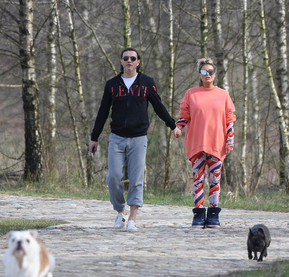 Małgorzata Rozenek i Radosław Majdan na spacerze