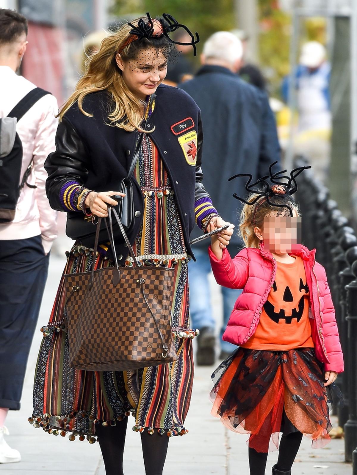 Małgorzata Socha z córką szykują się na Halloween