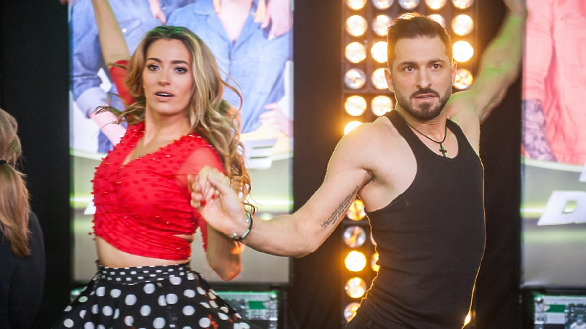 Dance Dance Dance Marcelina I Rafał Rafał Maślak nabawił się na treningach ostrej kontuzji! By zatańczyć