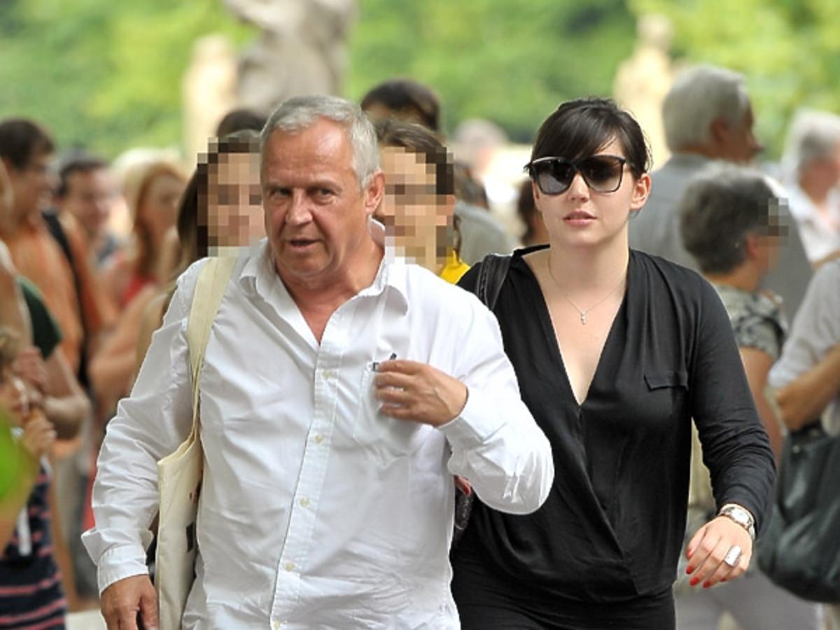 Marek Kondrat i Antonina Turnau w tłumie fanów