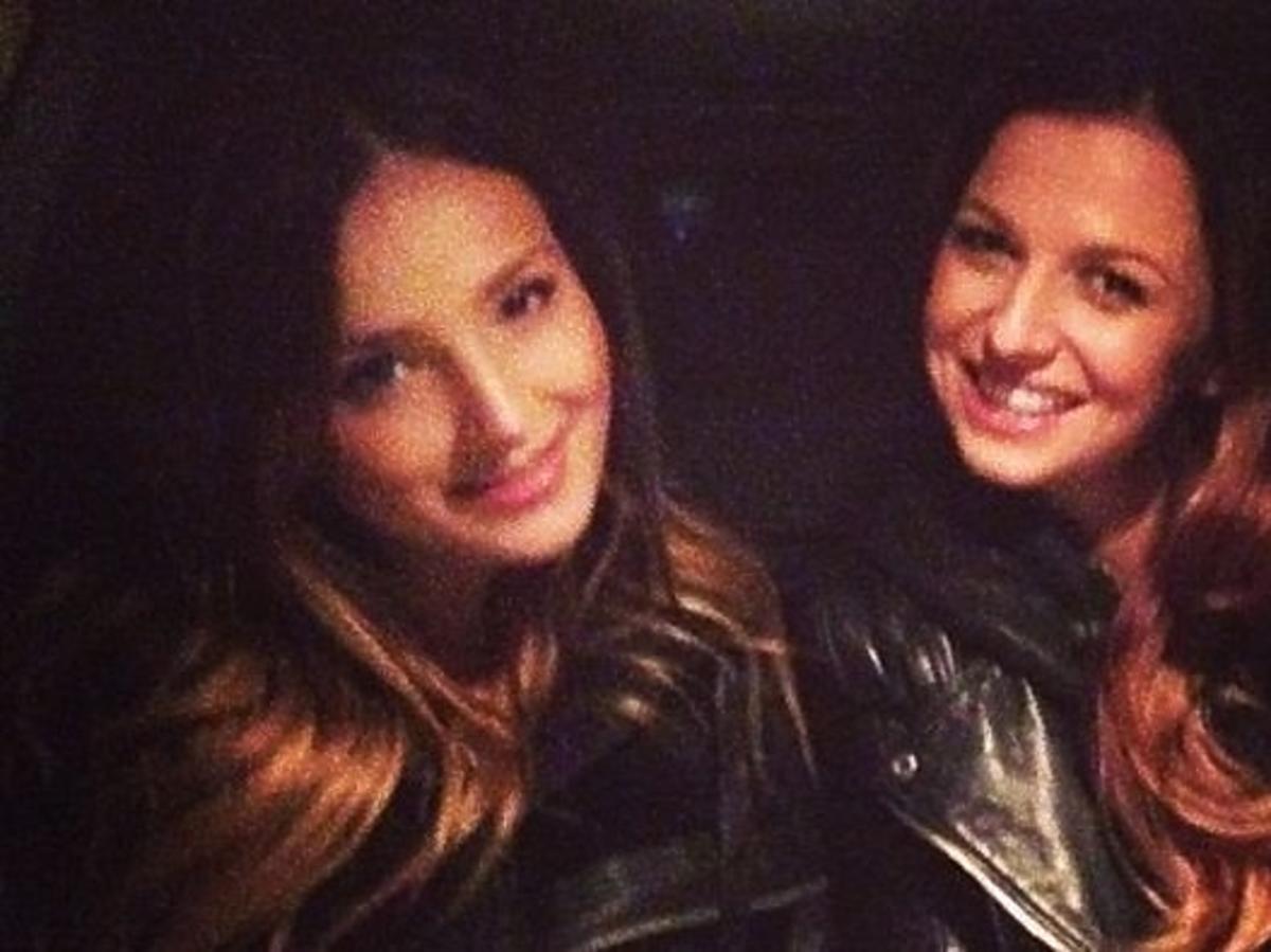 Marina i Anna Lewandowska w drodze na mecz Polska - Irlandia