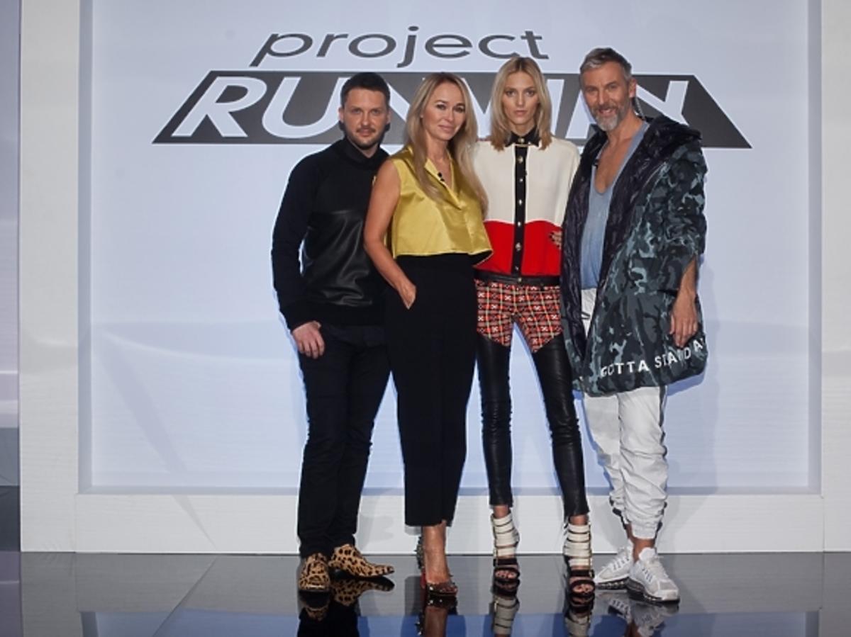 Mariusz Przybylski, Joanna Przetakiewicz, Anja Rubik i Robert Kupisz na planie Project Runway