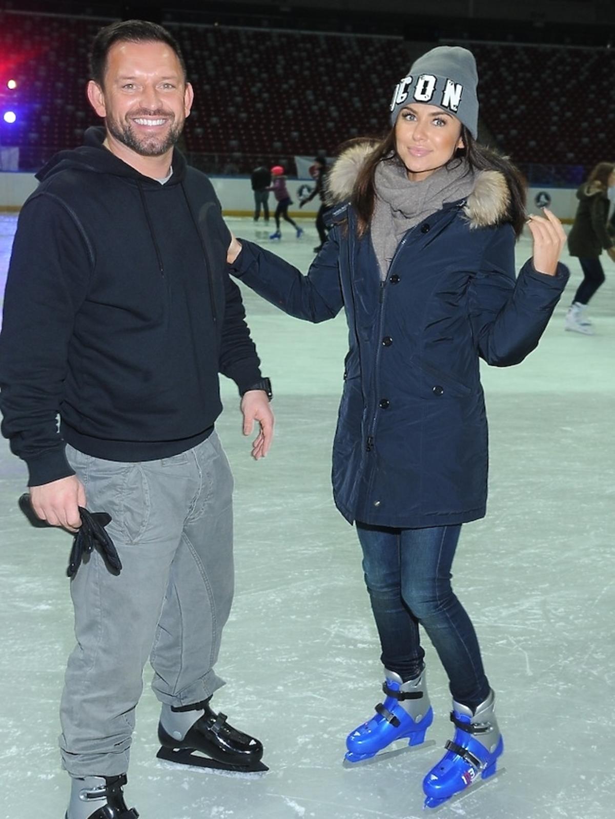 Mariusz Raduszewski i Natalia Siwiec na lodowisku na Stadionie Narodowym