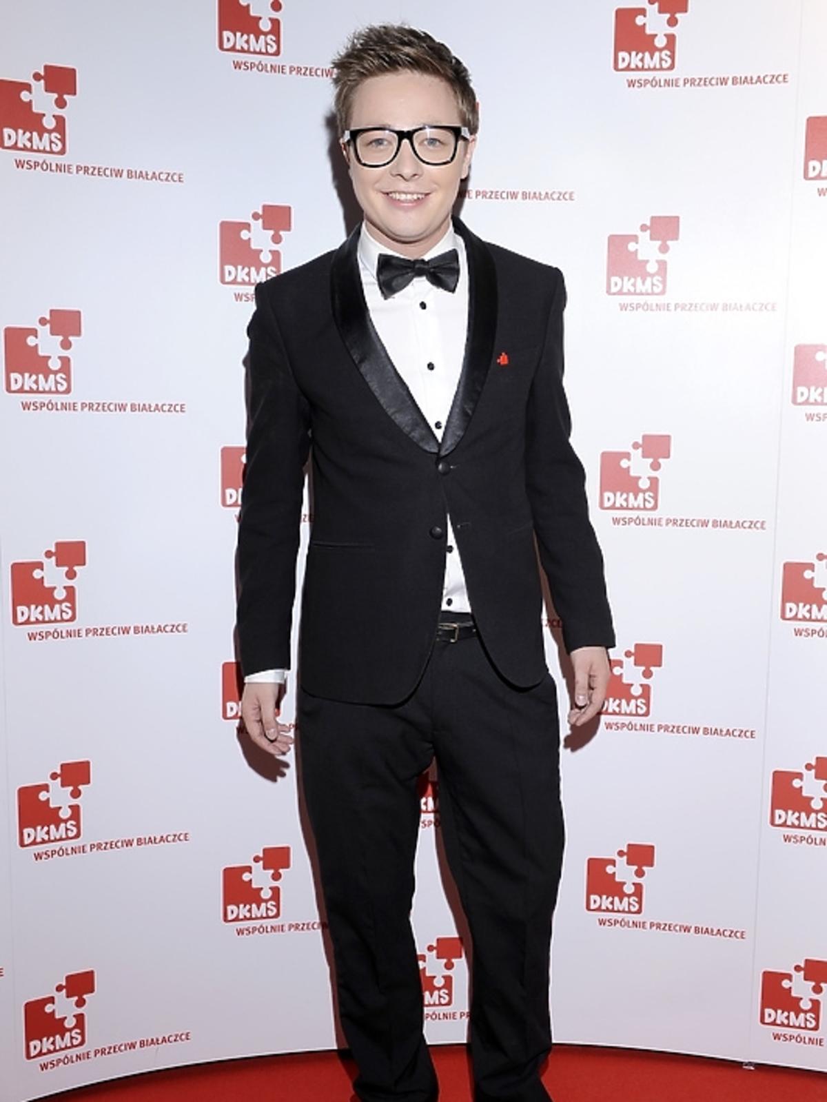 Mateusz Szymkowiak na gali Fundacji DKMS