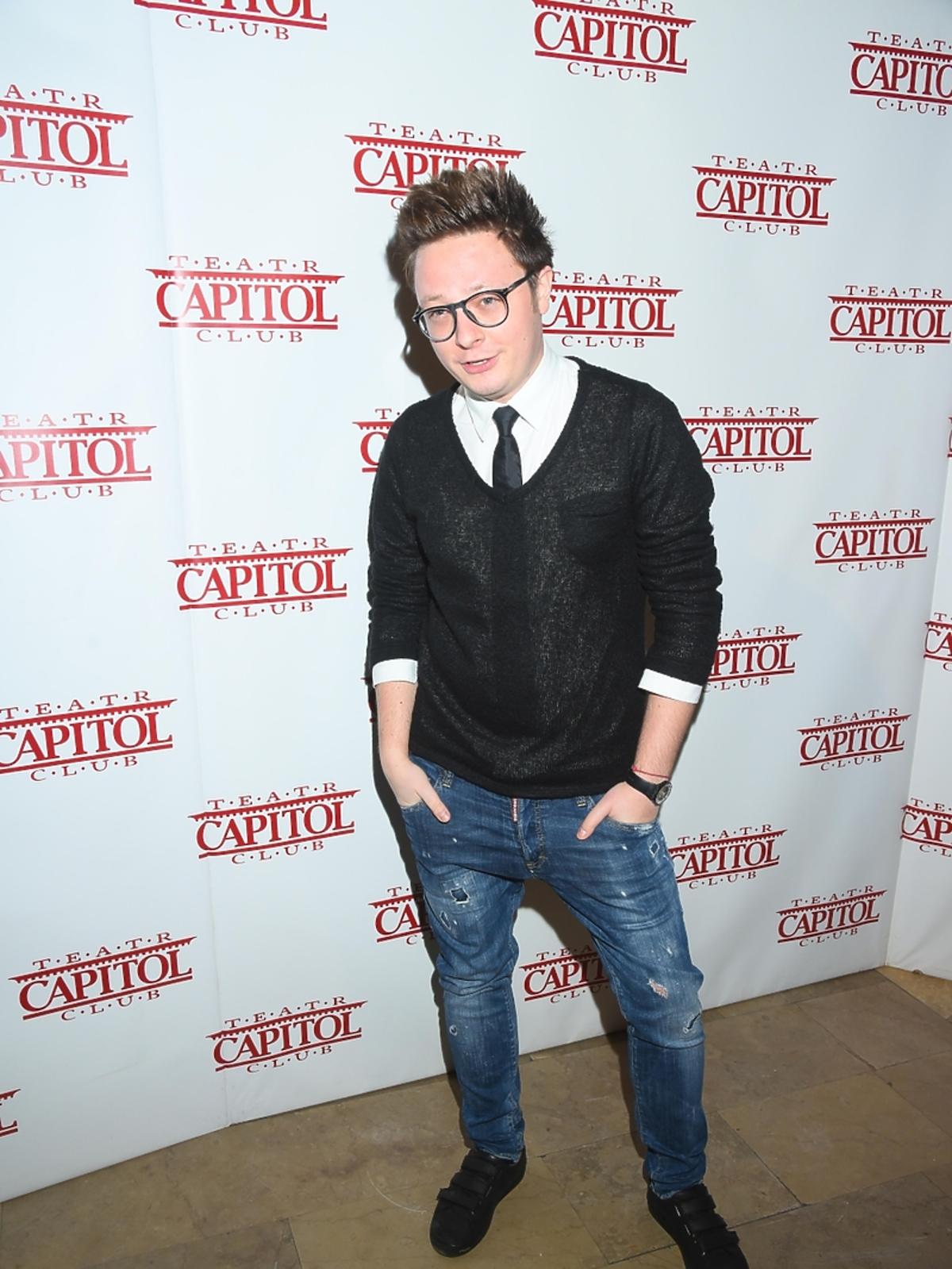 Mateusz Szymkowiak na premierze w Teatrze Capitol