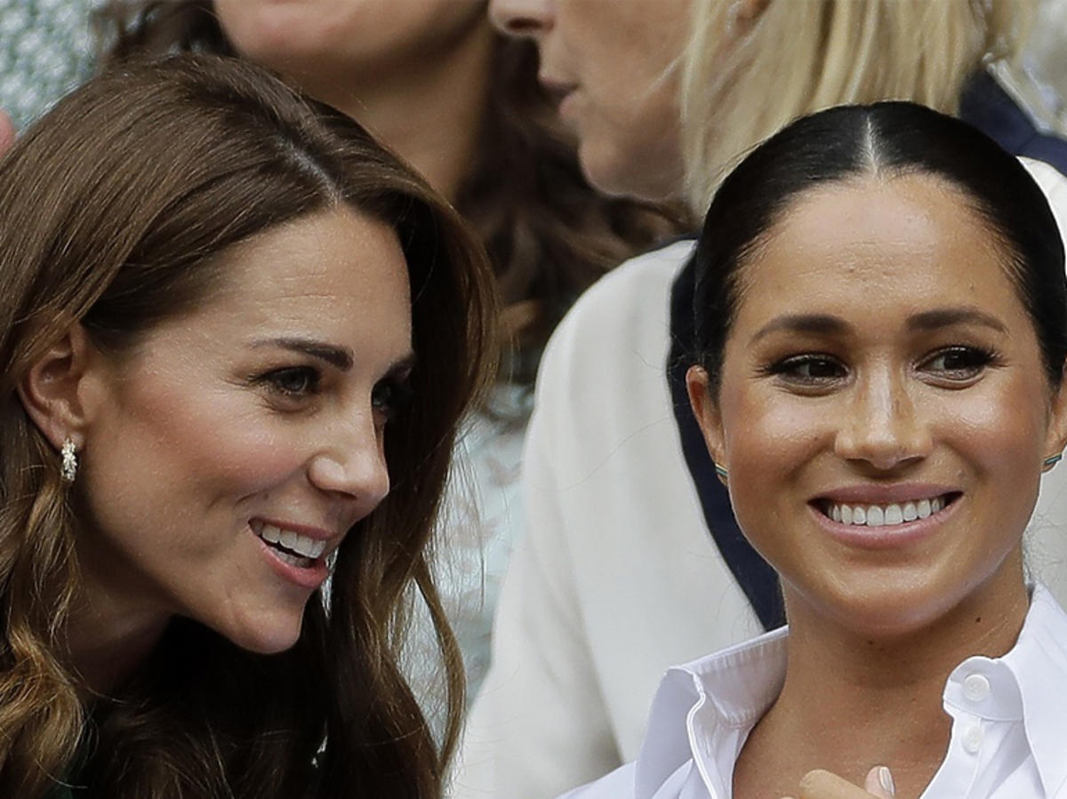 Meghan Markle i księżna Kate podczas finału Wimbledonu