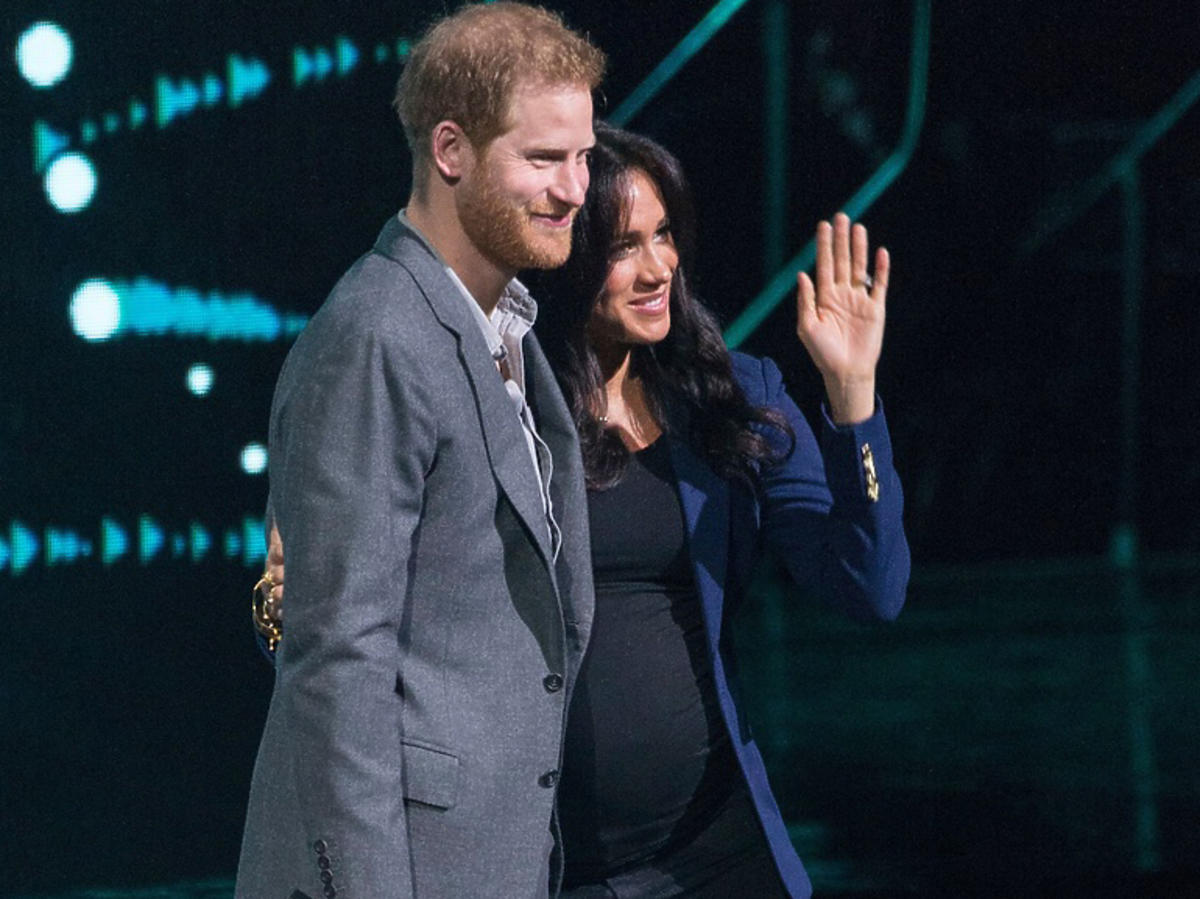 Meghan Markle nosi szpilki
