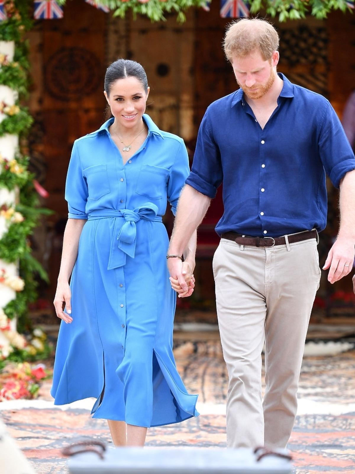 Meghan Markle w niebieskiej sukience