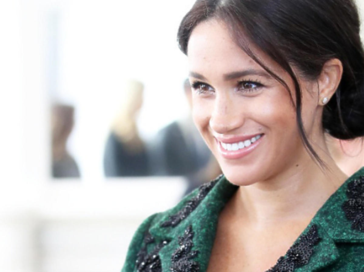 Meghan Markle w zielonym płaszczu