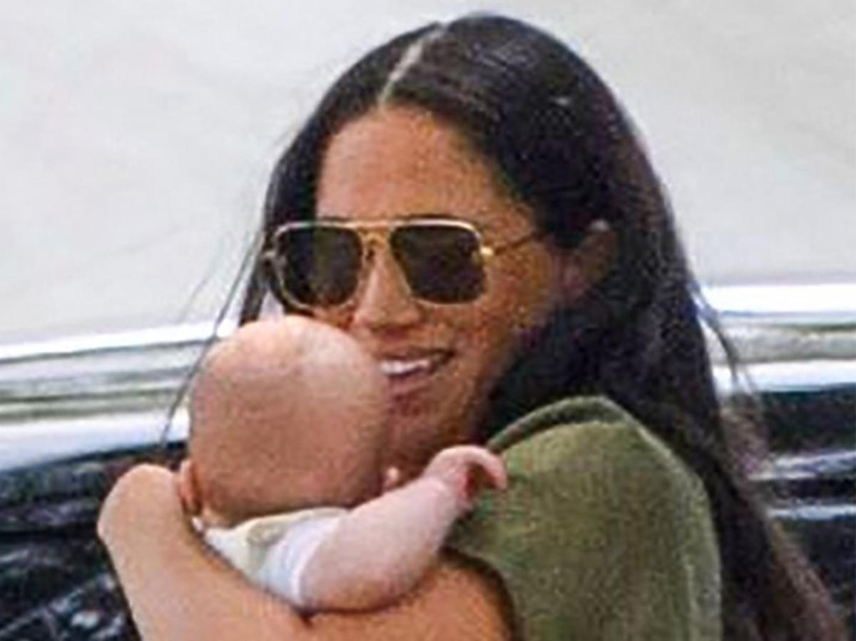 Meghan Markle z synem Archiem na meczu polo