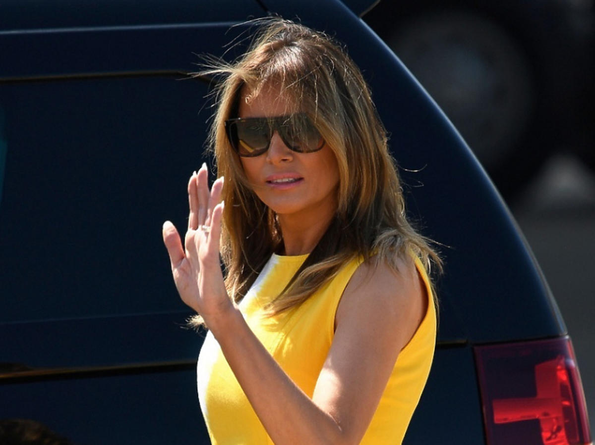 Melania Trump w żółtej sukience