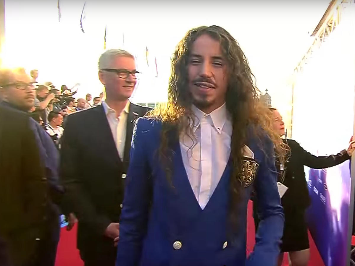 Michał Szpak na ceremonii otwarcia Eurowizji