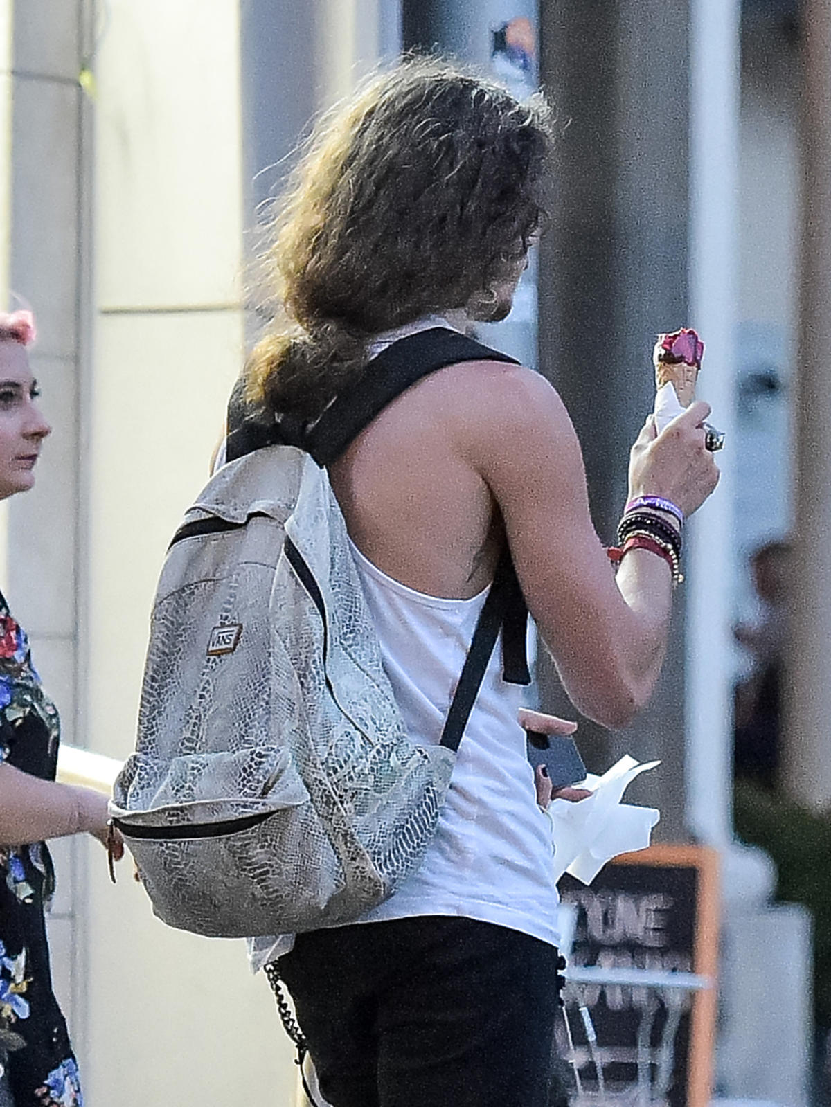 Michał Szpak na spotkaniu ze stylistką w centrum Warszawy