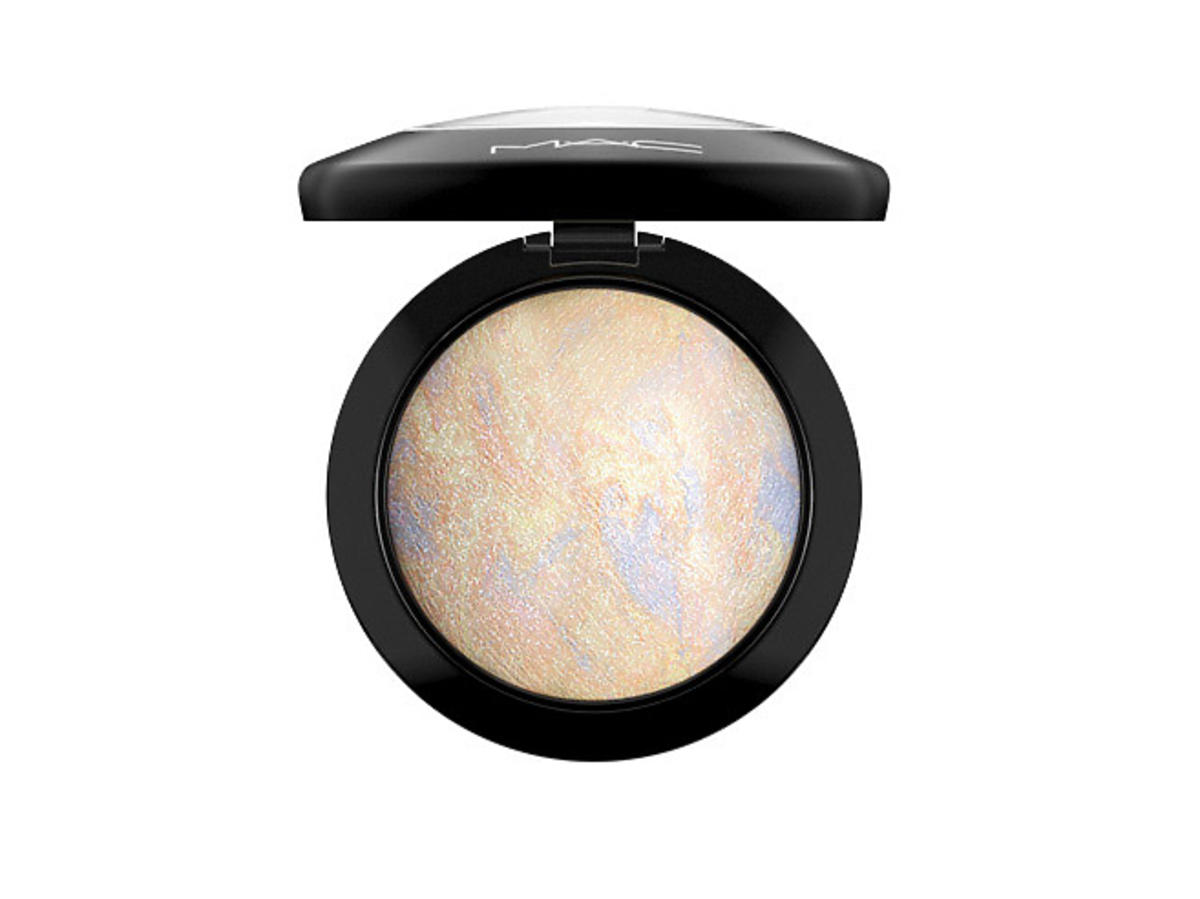 Mineralny puder rozświetlający MAC