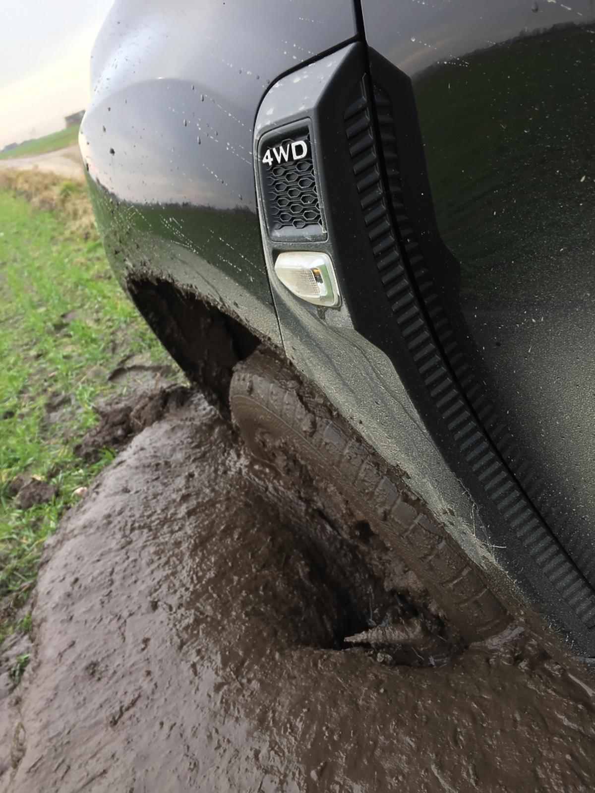 Nowa Dacia Duster w rajdzie Nieznane Mazowsze