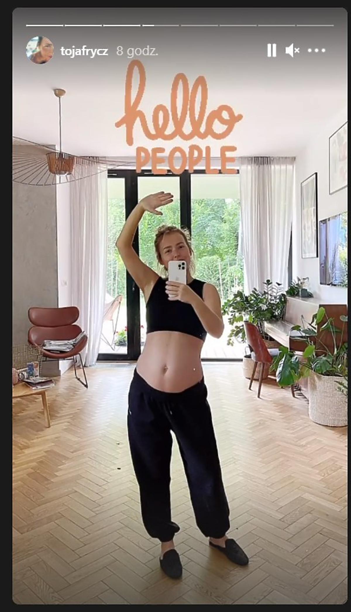 Olga Frycz pokazała ciążowy brzuszek