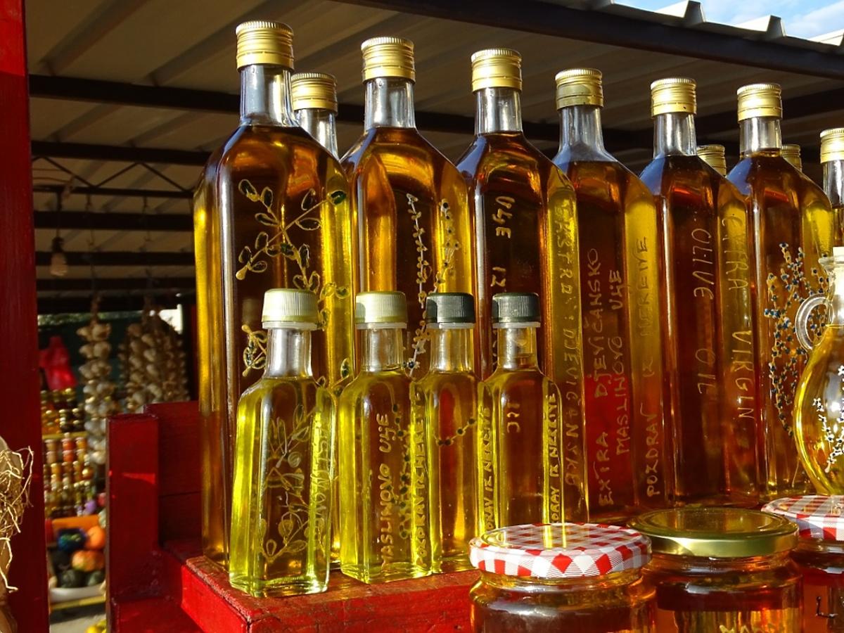 oliwa w butelkach