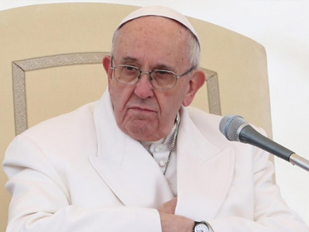 Papież Franciszek pobłogosławił pusty Plac Św. Piotra. Symbol pandemii koronawirusa w Europie