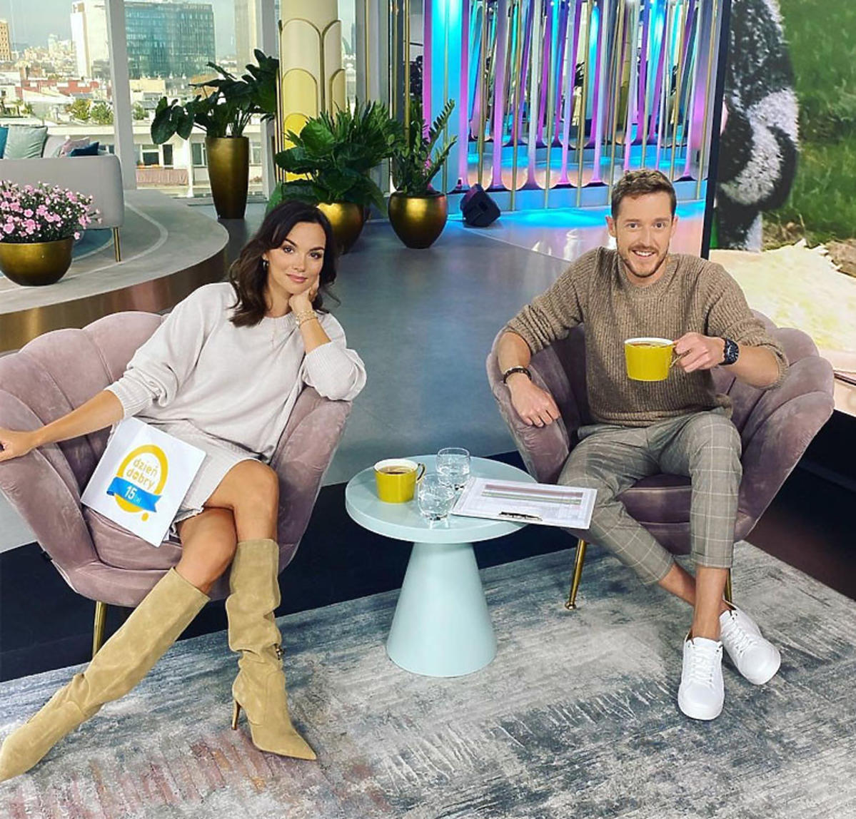 Paulina Krupińska siedzi na fotelu w Dzień Dobry TVN