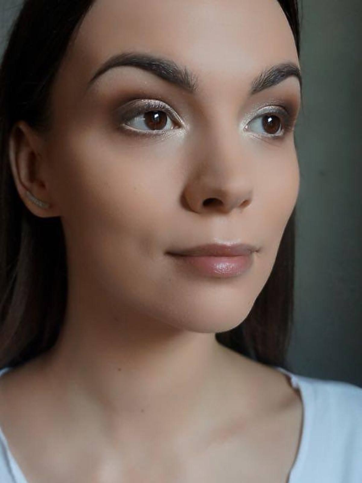 Paulina Krupińska z pomalowanymi oczami
