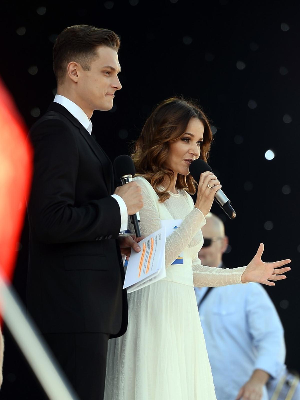 Paulina Sykut i Adam Fidusiewicz podczas koncertu Wiara Nadzieja Miłość