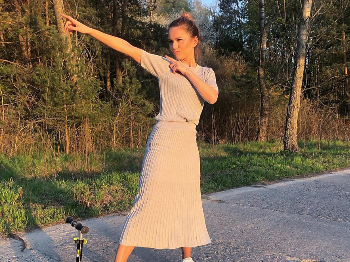 Paulina Sykut-Jeżyna w dzianinowej sukience Reserved