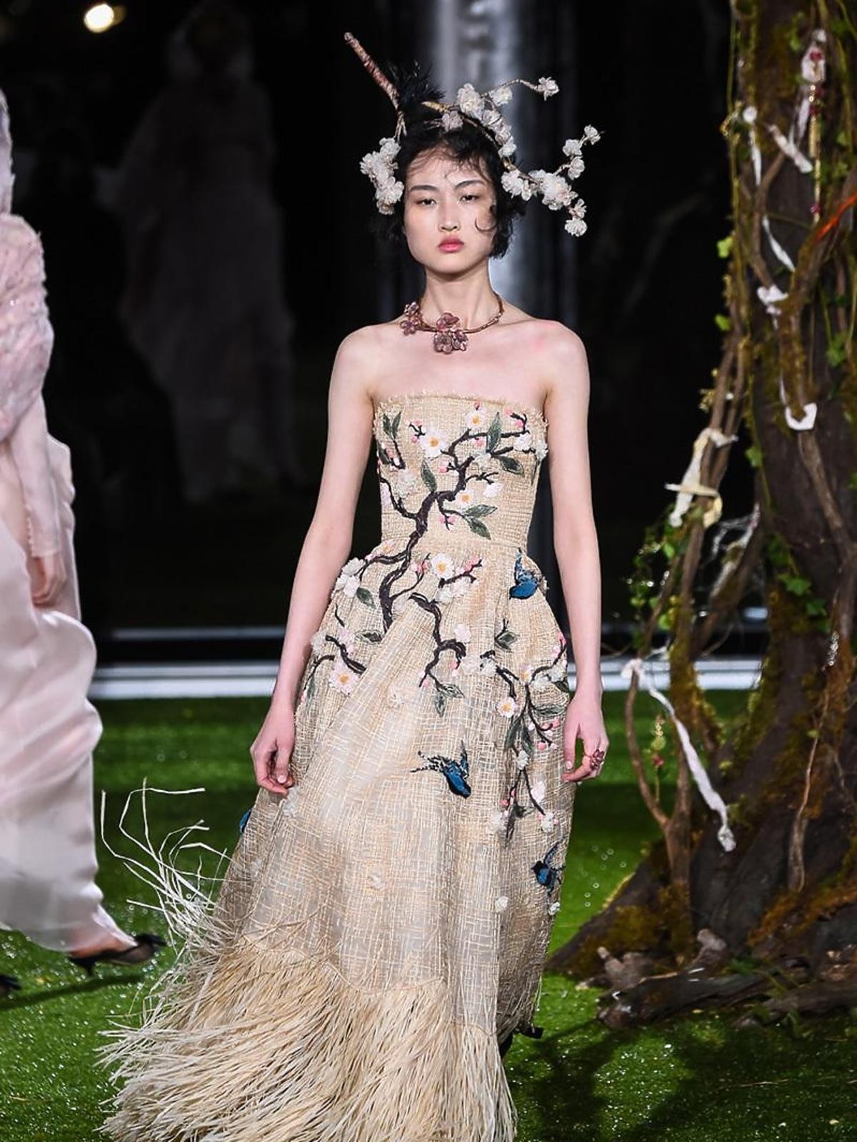 Pokaz Dior haute couture w Tokio