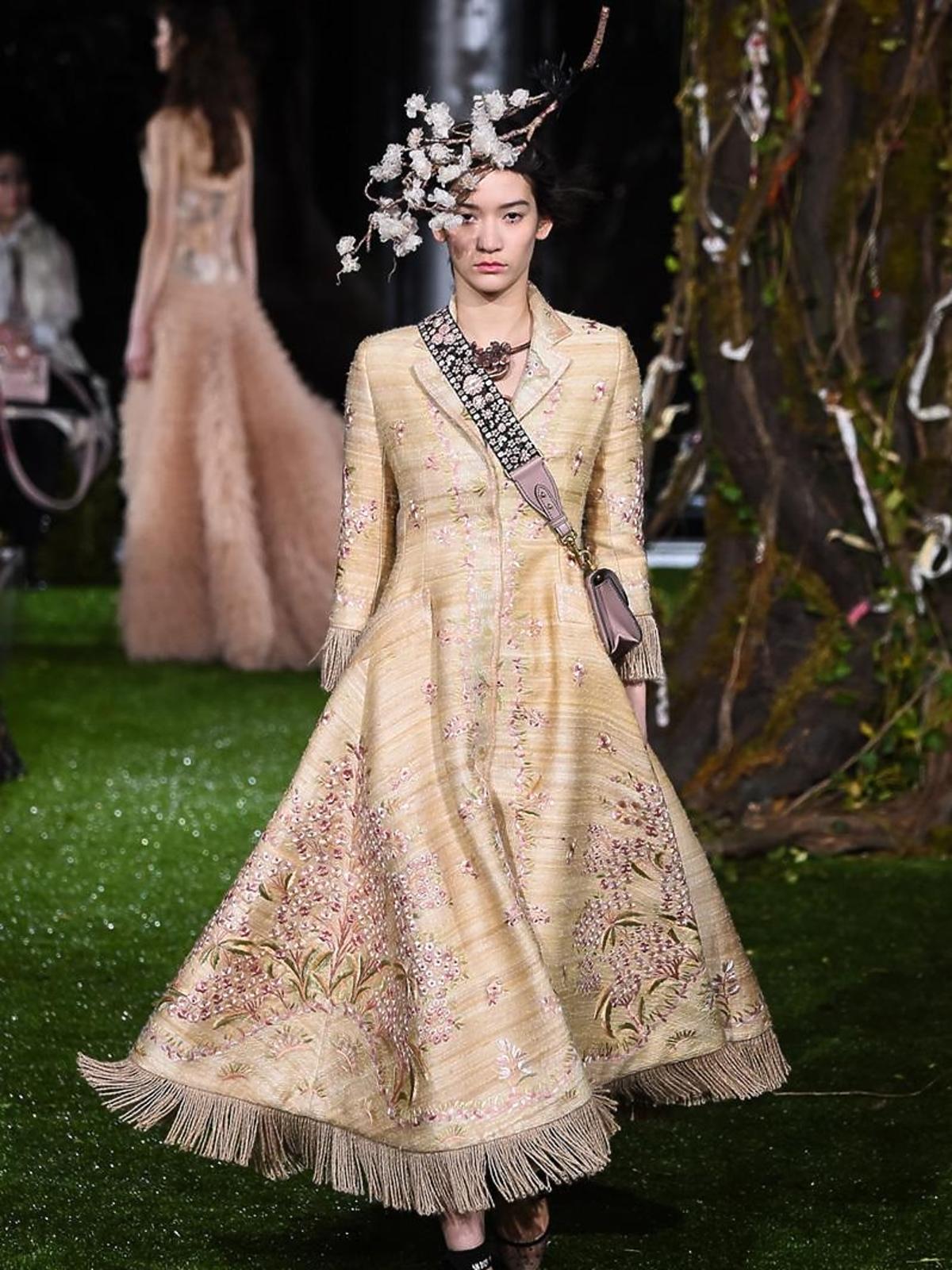 Pokaz Dior haute couture w Tokio