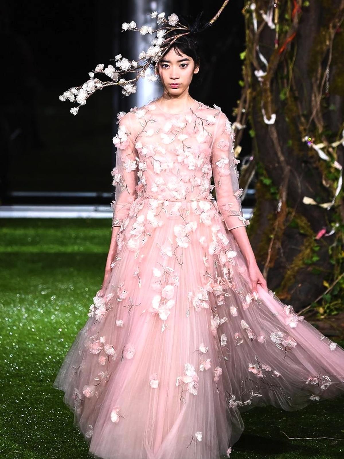 Pokaz Dior haute couture w Tokio