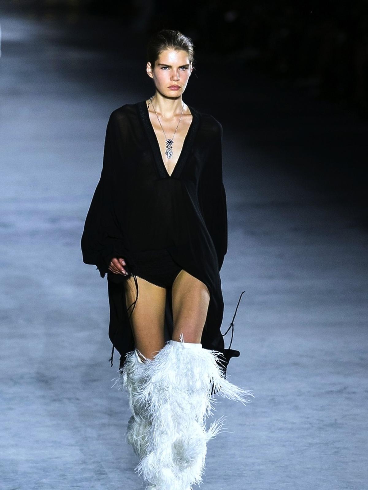 Pokaz Saint Laurent wiosna/lato 18
