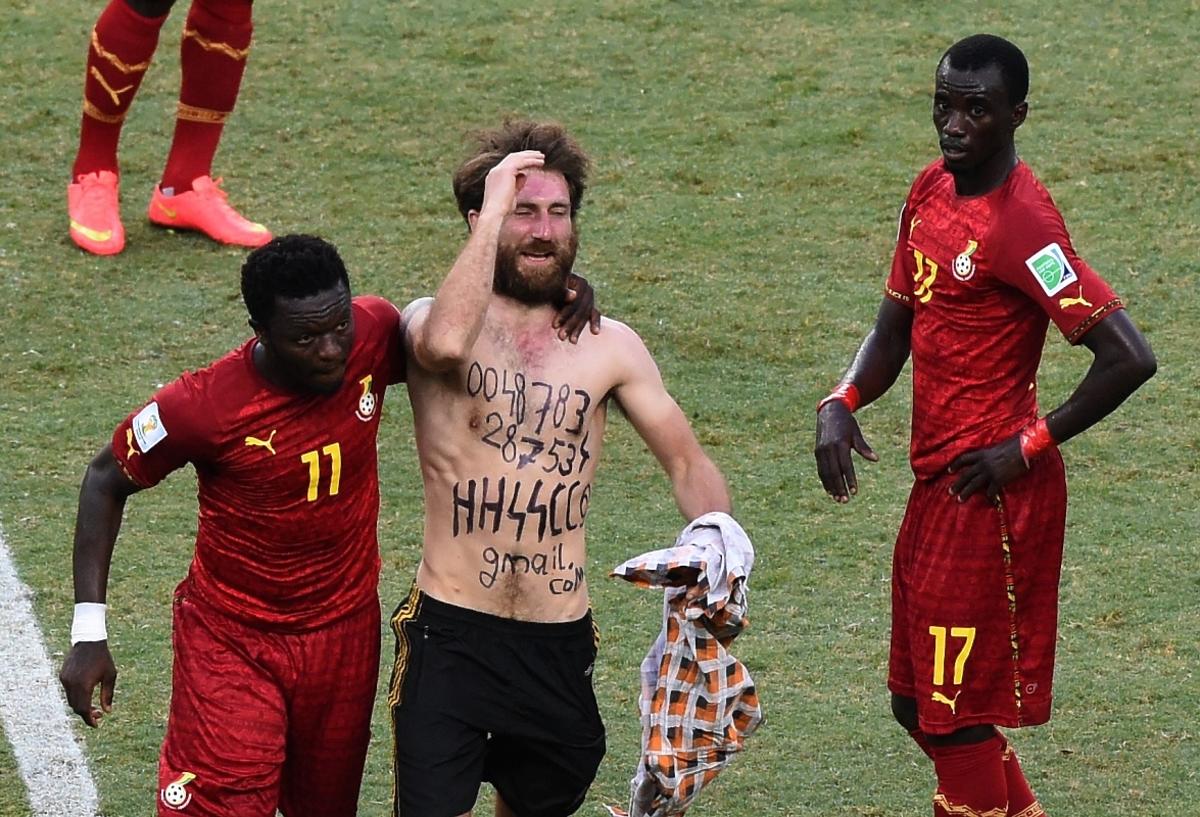 Polak na boisku podczas meczu Niemcy - Ghana