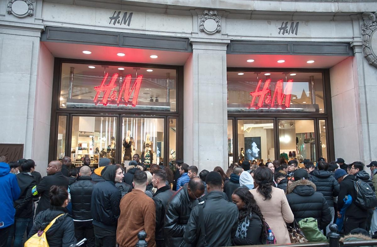 Premiera sklepowa kolekcji Balmain dla H&M - wielkie kolejki