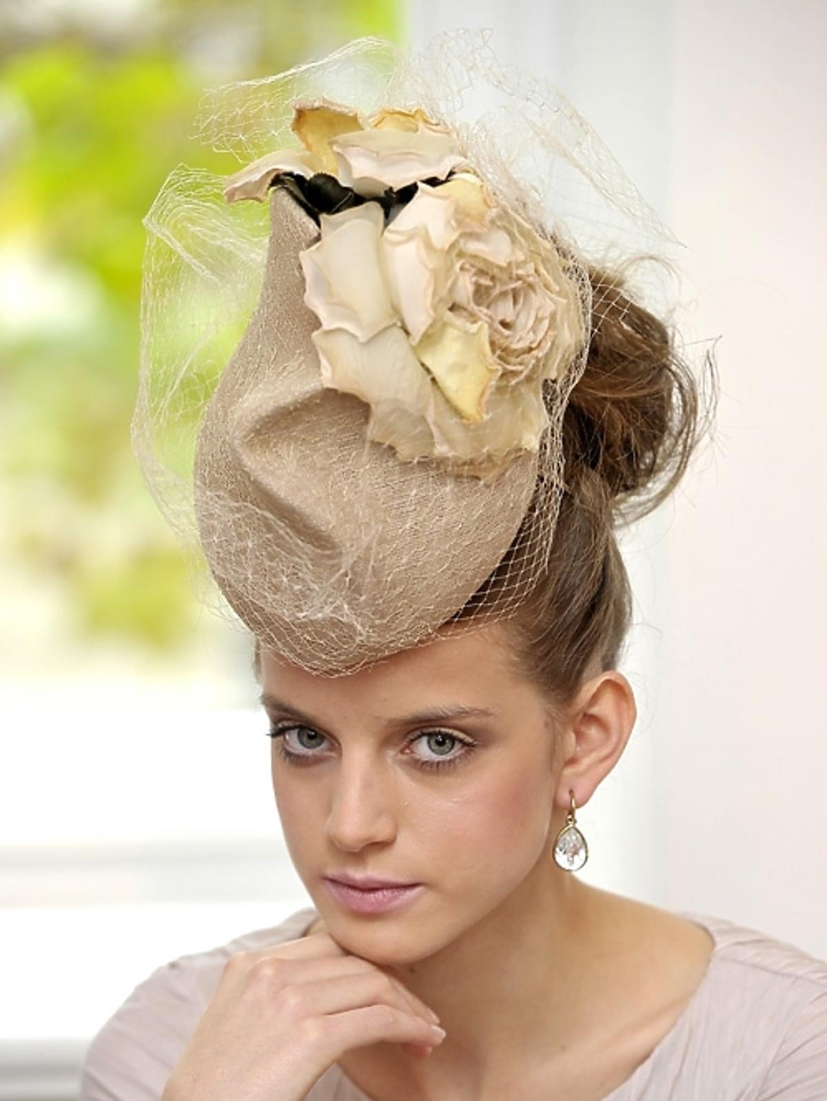 Prezentacja kolekcji Baileys by Philip Treacy