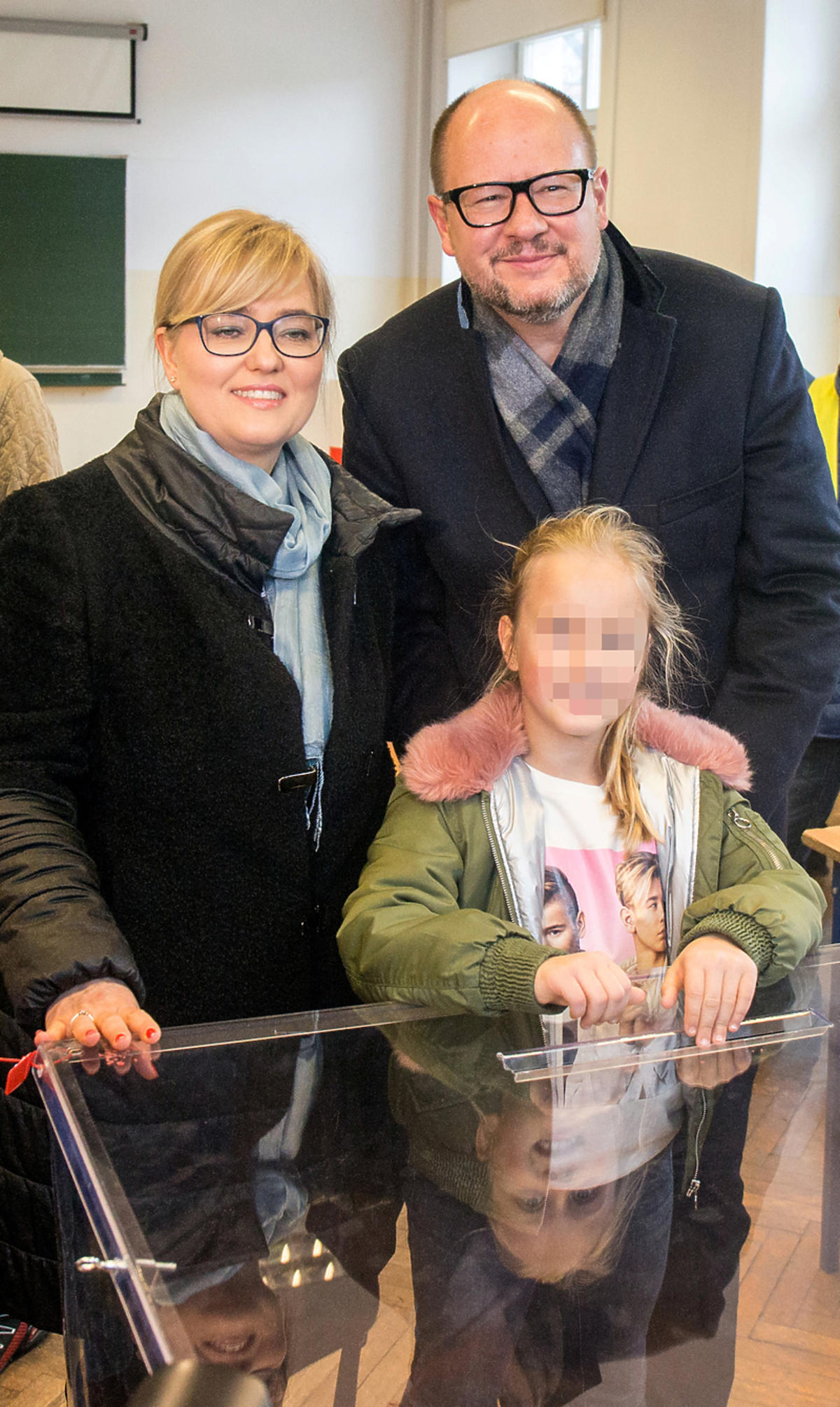 Prezydent Gdańska Paweł Adamowicz z żoną i córką
