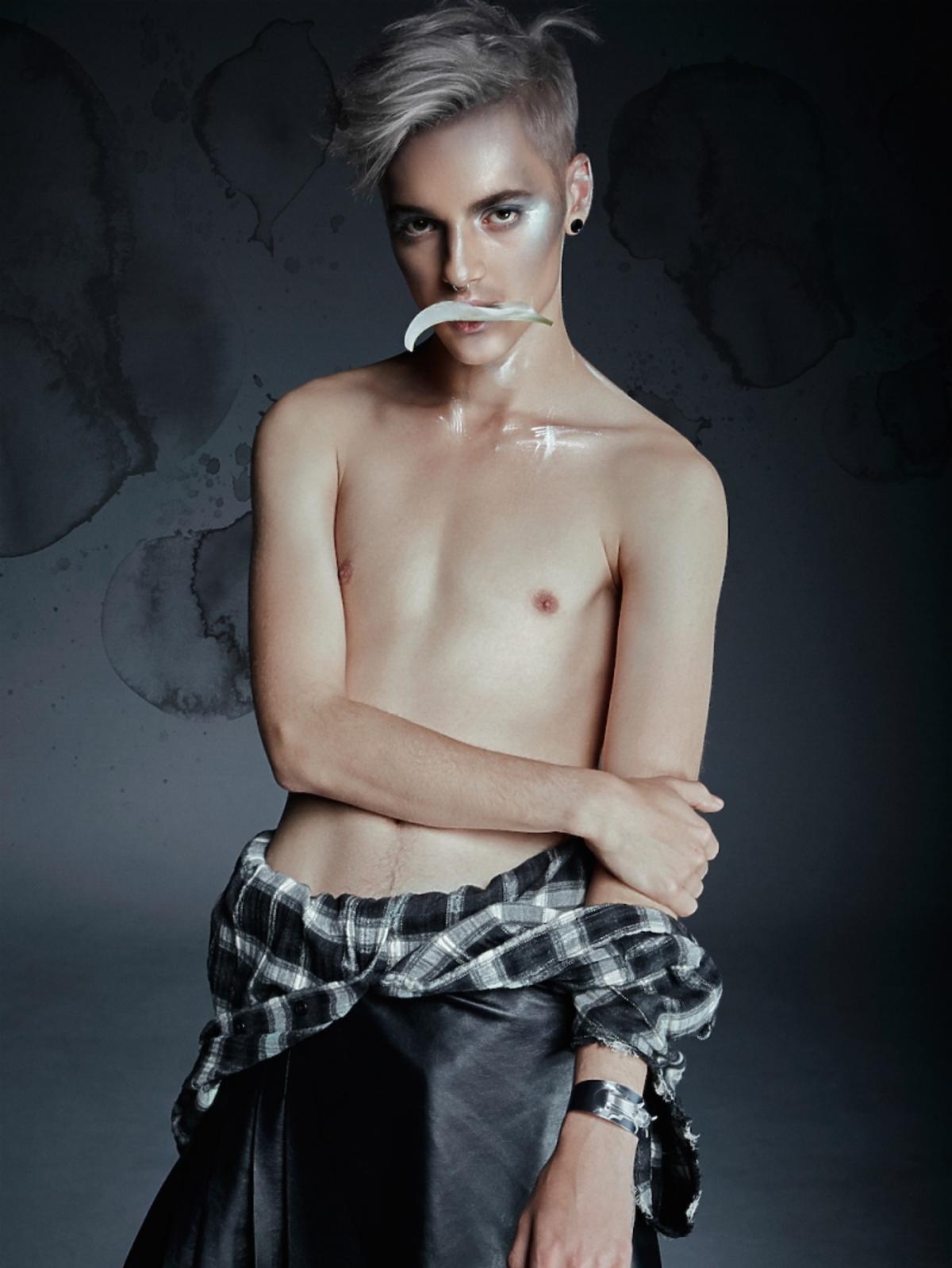 Radek Pestka z Top Model w sesji zdjęciowej