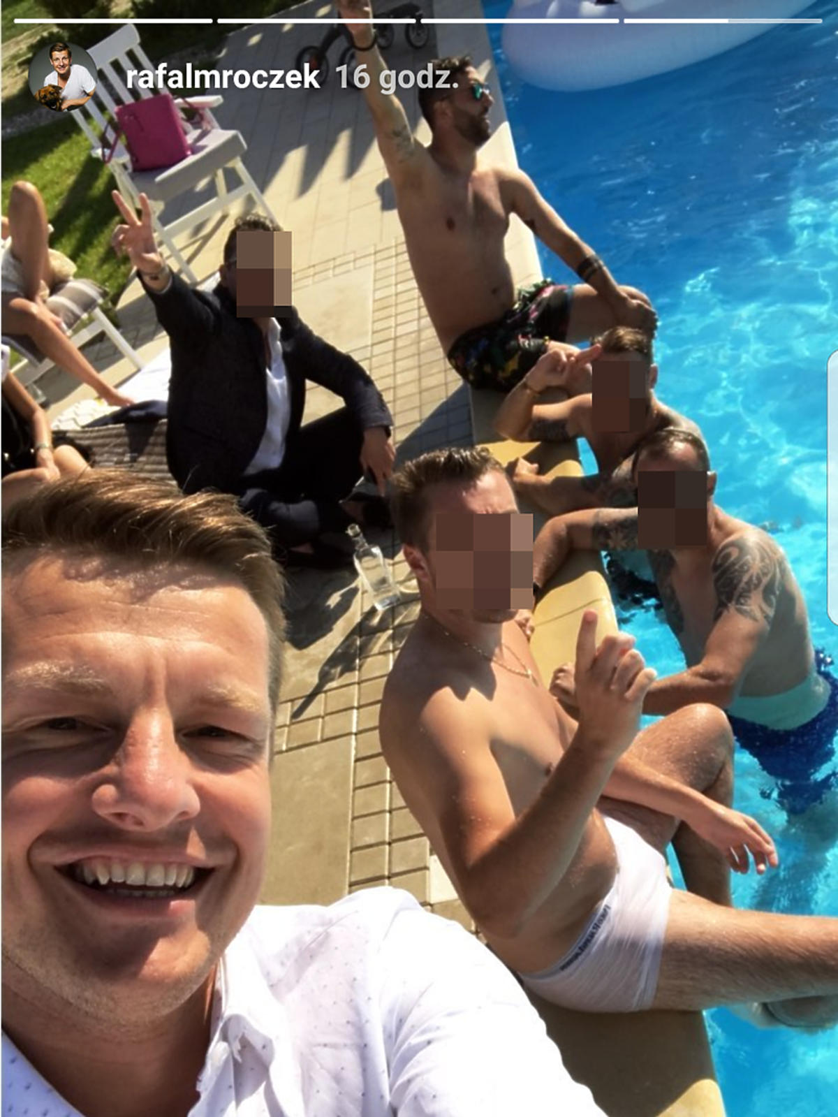 Rafał Mroczek na ślubie przyjaciół