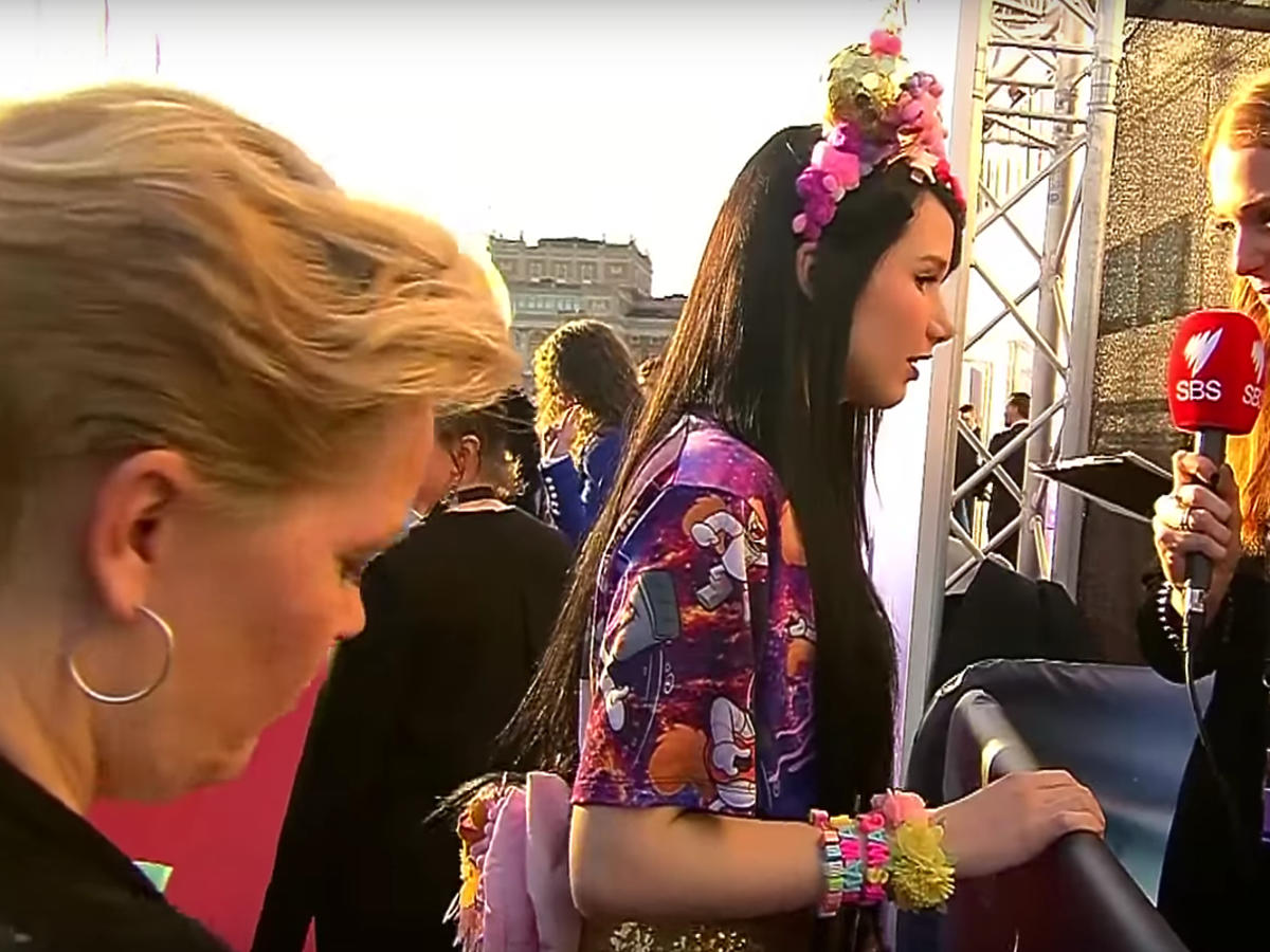 Reprezentantka Niemiec - Jamie Lee Kriewitz - na ceremonii otwarcia Eurowizji